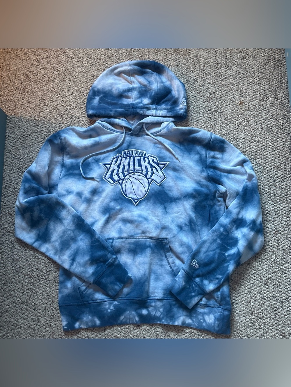 New York Knicks Tie-Dye Blue Hoodie - Men - Picture 2 of 7